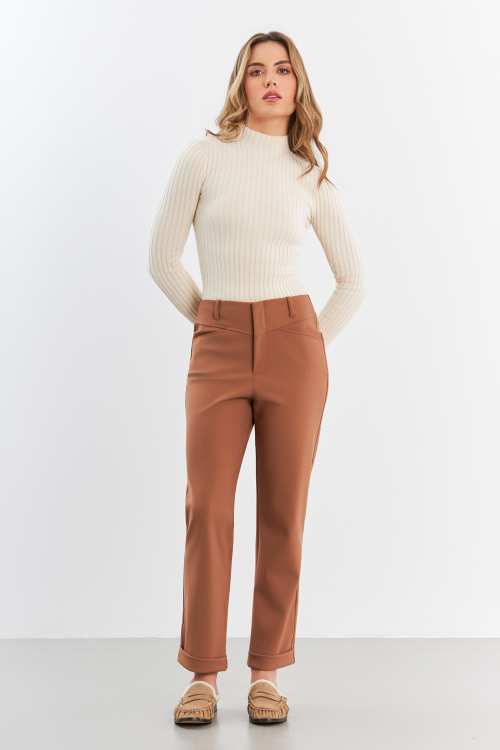 CALÇA MATILDA CONHAQUE